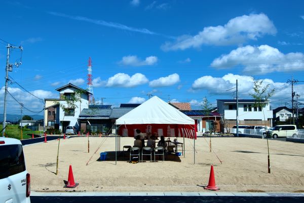 陰陽(いんよう)を楽しむ家 / 地鎮祭～上棟